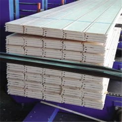 Elosbois Structures Et Toitures Planche De Rive Sapin Nord C+R - Traité Classe 3 Vert - 27x170 Mm